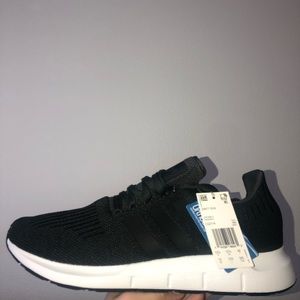 Men’s all black/white Adidas Swift Run